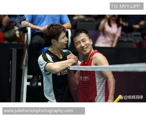 深圳羽毛球队进攻战术解析及其在羽毛球热点中的影响